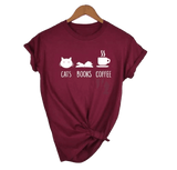 t shirt bordeaux  pour lecteurs citation chats livres et café