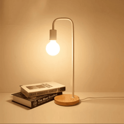 Lampe Veilleuse Près De La Table De Chevet Avec Lumière Chaude Cadre Intime  Lampe Pour Lire