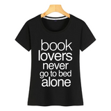 t-shirt noir avec citation never alone pour lecteurs